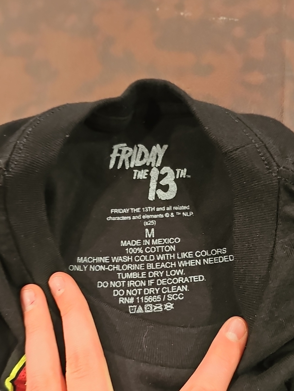 V Black, Red And Yellow Camp Crystal Lake Friday The 13th Shirt Size M - Picture 5 of 6